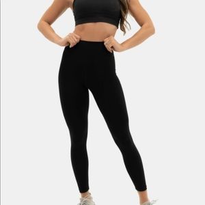 Balance Athletica Ascend Leggings Medium